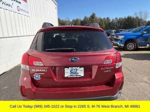 Used 2013 Subaru Outback 3.6R Limited w/ Moonroof Pkg image 10