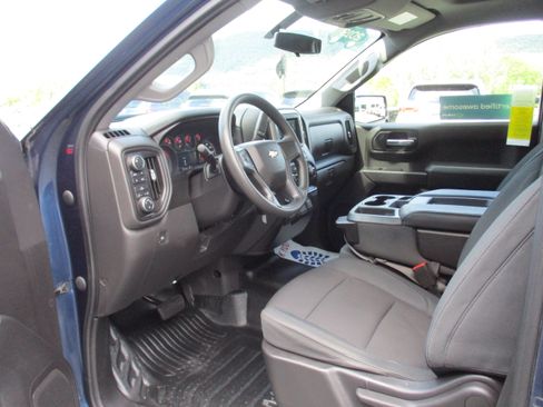 Used 2019 Chevrolet Silverado 1500 W/T w/ WT Convenience Package AWD/4WD image 10