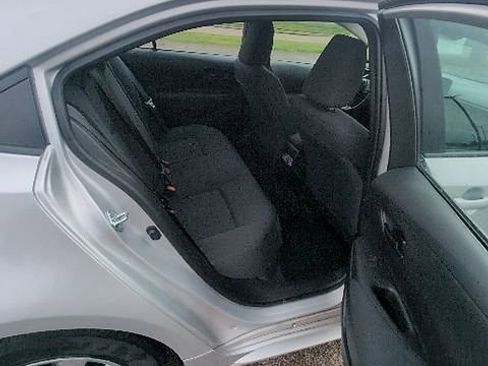 Used 2025 Toyota Corolla LE FWD image 4