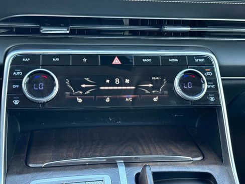 Used 2024 Genesis GV80 2.5T image 26