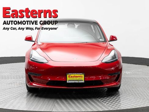 Used 2022 Tesla Model 3 Standard Range RWD image 2