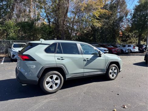 Used 2021 Toyota RAV4 XLE image 20