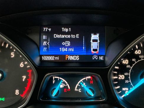 Used 2017 Ford Escape Titanium FWD image 31