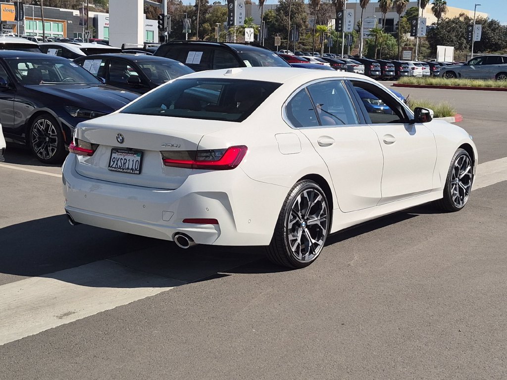 Used 2026 BMW 330i Sedan RWD image 6