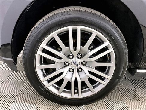 Certified 2024 Ford Expedition Limited image 7