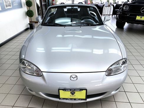 Used 2004 MAZDA MX-5 Miata LS RWD image 9