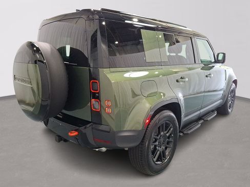 Used 2026 Land Rover Defender 110 S AWD/4WD image 3