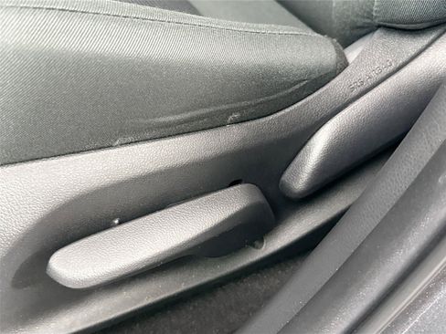 Certified 2023 Toyota RAV4 LE FWD image 25