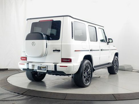 Used 2025 Mercedes-Benz G 580 w/ EQ Technology image 32