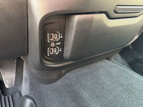 Used 2019 RAM 3500 Lone Star image 42