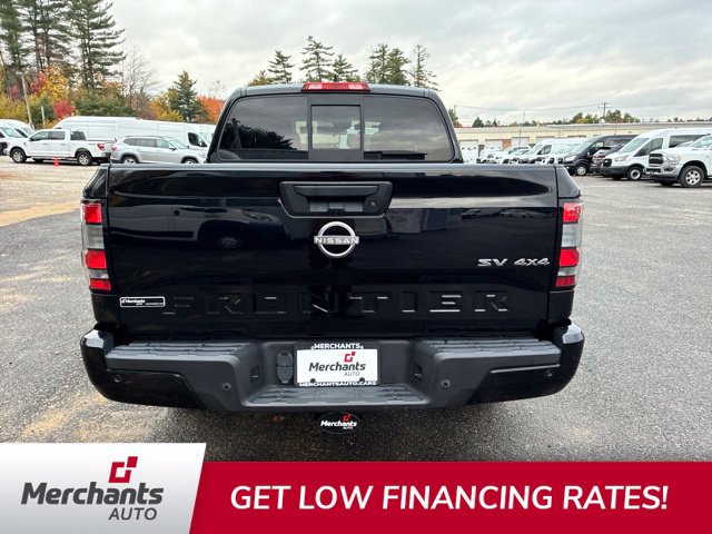 Used 2022 Nissan Frontier SV AWD/4WD image 6