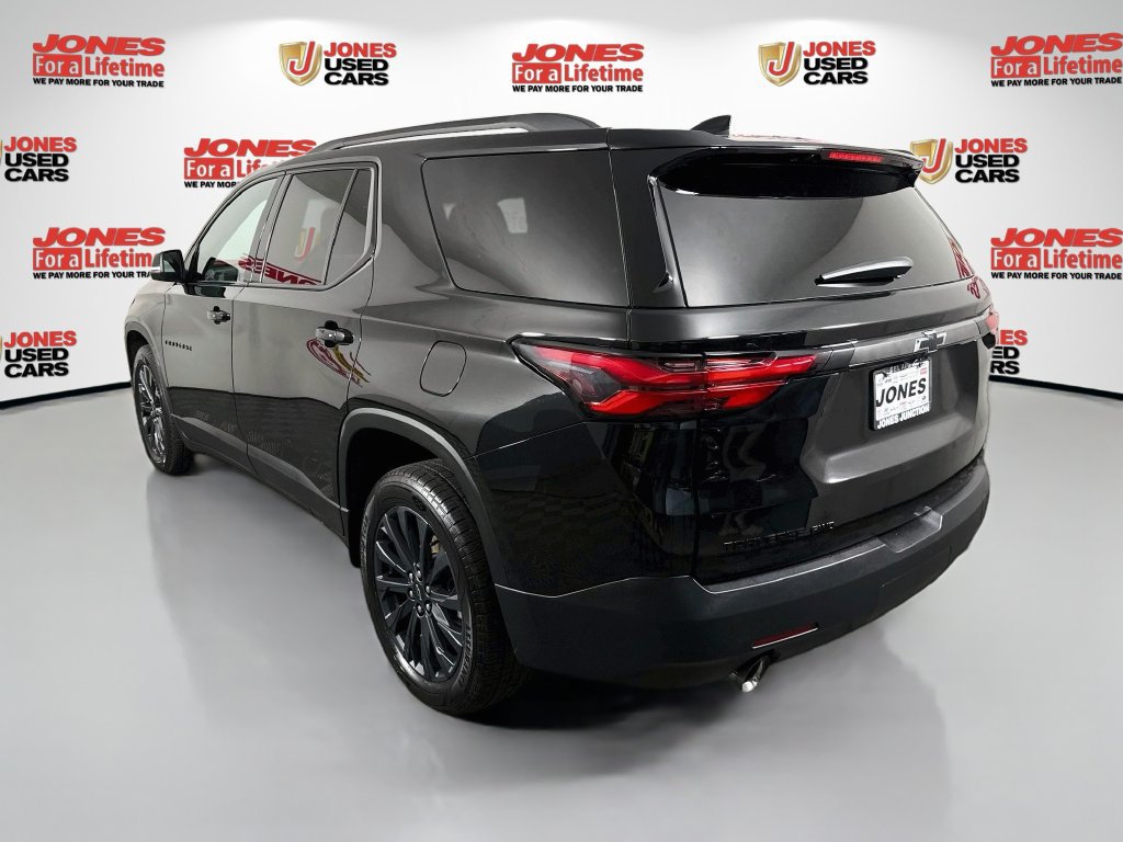 Used 2023 Chevrolet Traverse RS AWD/4WD image 2