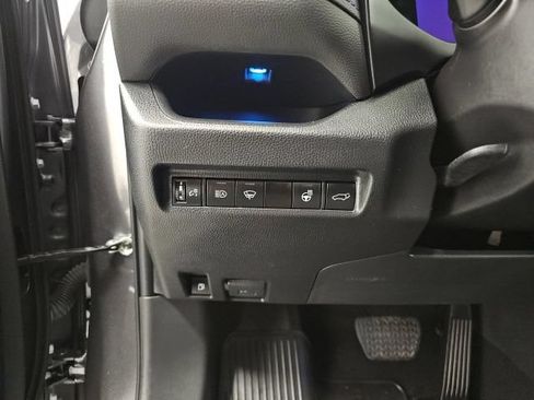 Used 2022 Toyota RAV4 XSE w/ XSE Grade Weather Package AWD/4WD image 17