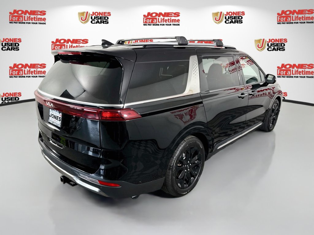 Used 2024 Kia Carnival SX FWD image 18