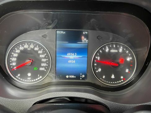 Used 2026 Mercedes-Benz Sprinter 2500 image 28