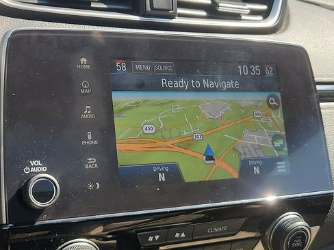 Used 2018 Honda CR-V Touring image 19