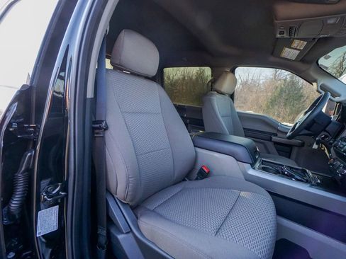 Used 2022 Ford F250 XLT w/ Black Appearance Package image 31