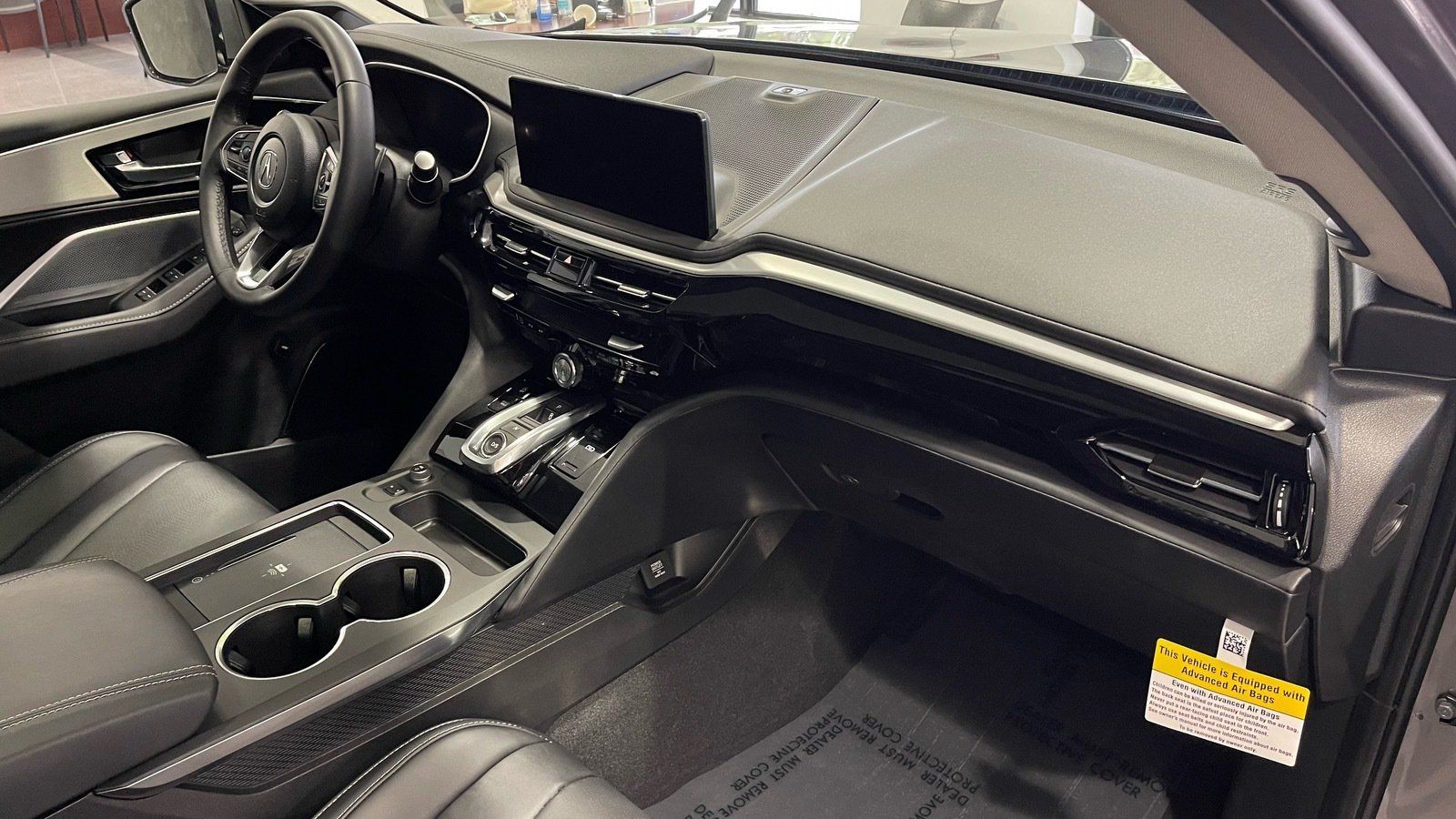 Used 2025 Acura MDX w/ Technology Package FWD image 44