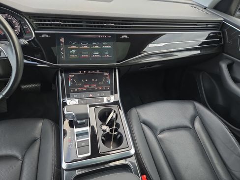 Used 2020 Audi Q8 Premium Plus image 17