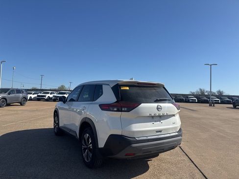 Certified 2023 Nissan Rogue SV image 15