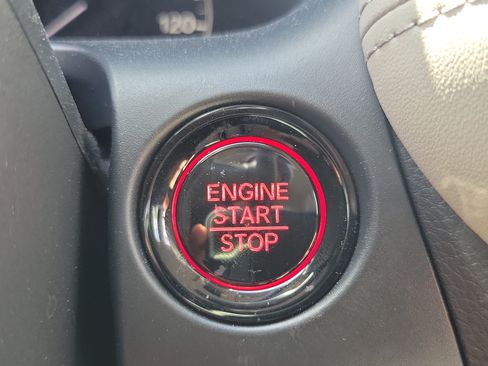 Used 2024 Honda HR-V LX image 27