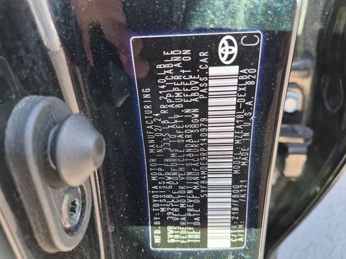 Used 2024 Toyota Corolla LE FWD image 21