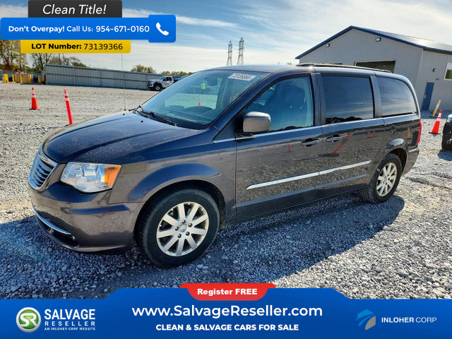 Used 2015 Chrysler Town & Country Touring FWD image 1