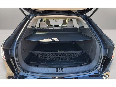 Used 2023 Lincoln Nautilus Standard w/ Premium Package image 31