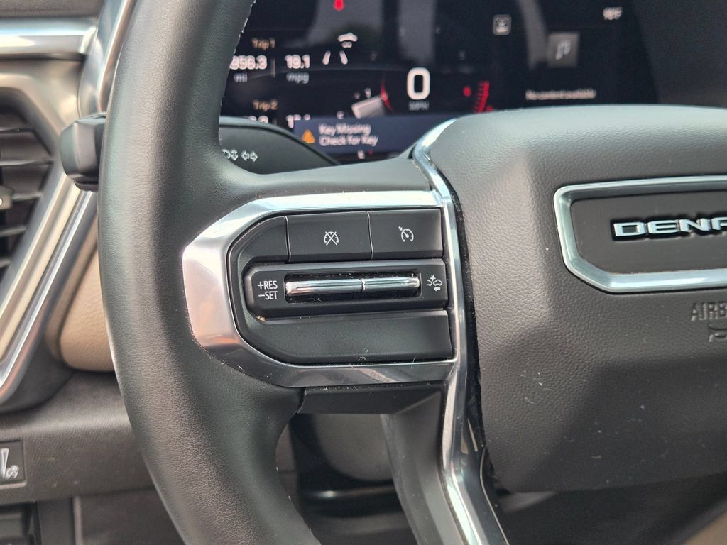 Used 2024 GMC Canyon Denali AWD/4WD image 26