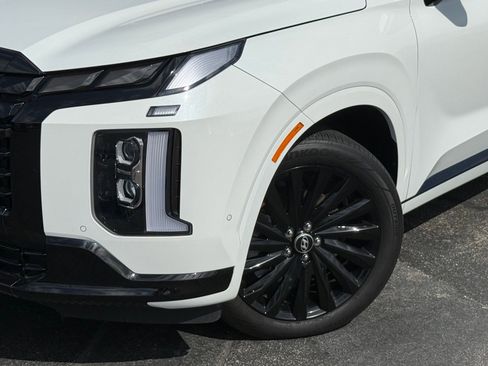 Used 2024 Hyundai Palisade Calligraphy AWD/4WD image 2