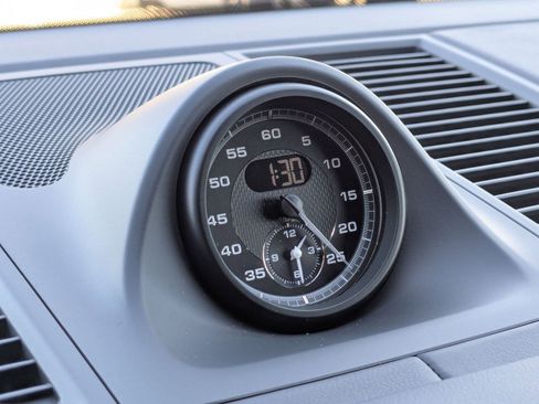 New 2026 Porsche Macan S image 21