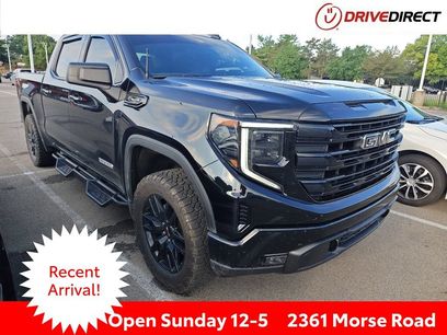 Used 2025 GMC Sierra 1500 Elevation