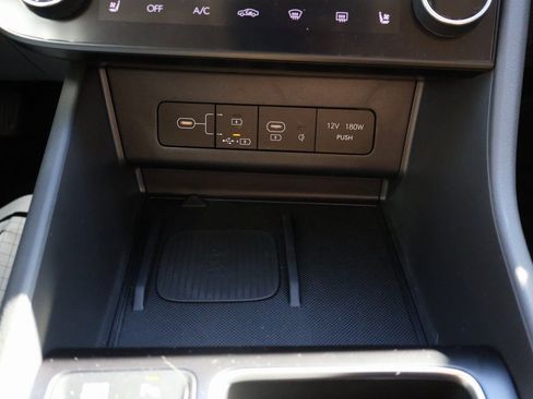 Used 2025 Hyundai Sonata Limited image 34