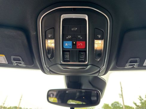 Certified 2022 Jeep Grand Cherokee Altitude image 24