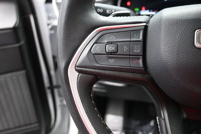 Used 2024 Jeep Grand Cherokee Altitude AWD/4WD image 19
