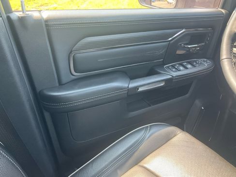 Used 2024 RAM 3500 Limited image 16