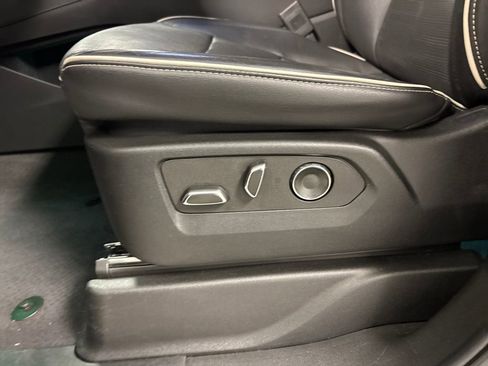 Used 2024 Cadillac Escalade Sport image 27