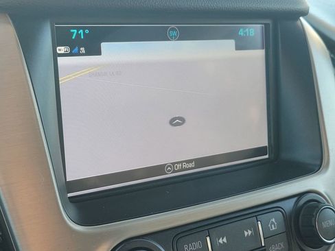 Used 2020 GMC Yukon Denali w/ Denali Premium Package image 29