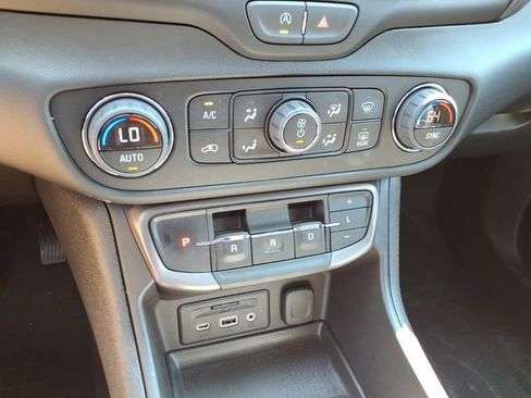 Used 2024 GMC Terrain AT4 w/ Infotainment Package II AWD/4WD image 33