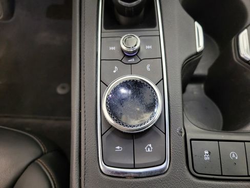 Used 2023 Cadillac XT4 Sport image 8