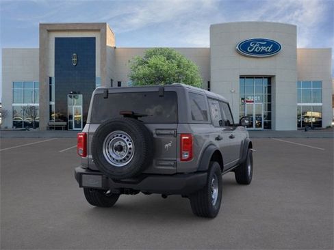 New 2025 Ford Bronco 4-Door image 8