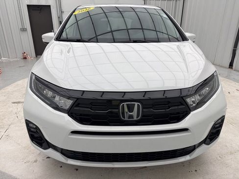 New 2026 Honda Odyssey Elite image 2