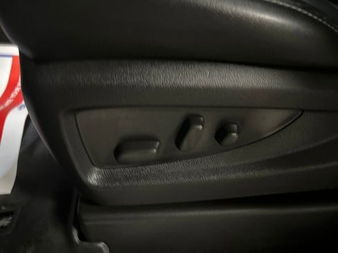 Used 2016 Chevrolet Suburban LTZ image 27