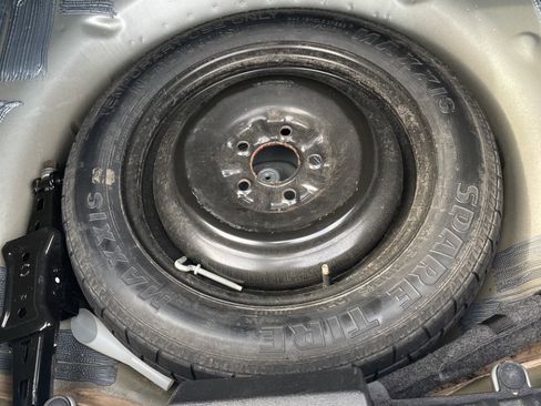 Used 2010 Mercury Milan Hybrid image 31