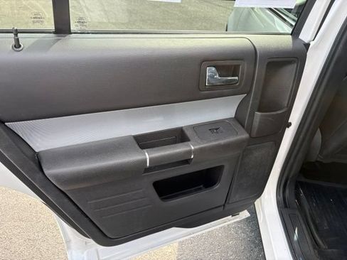 Used 2015 Ford Flex SEL w/ Equipment Group 202A AWD/4WD image 27