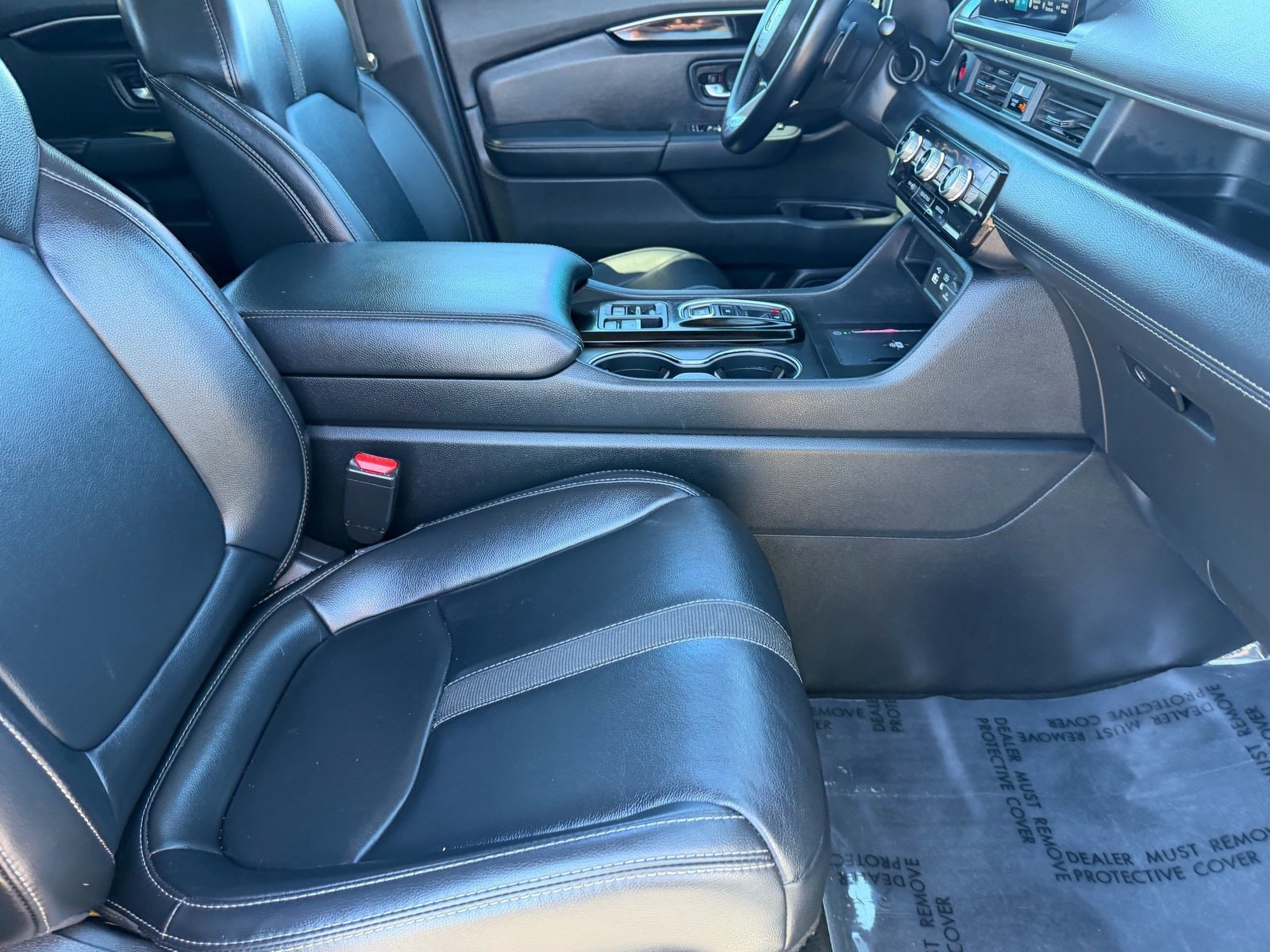 Used 2024 Honda Pilot Touring image 13