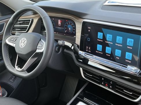 New 2026 Volkswagen Atlas SE AWD/4WD image 6