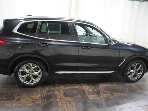 Used 2024 BMW X3 xDrive30i w/ Premium Package AWD/4WD image 3
