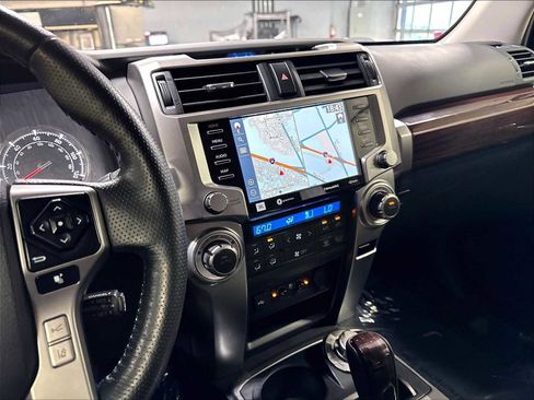 Used 2023 Toyota 4Runner Limited AWD/4WD image 18