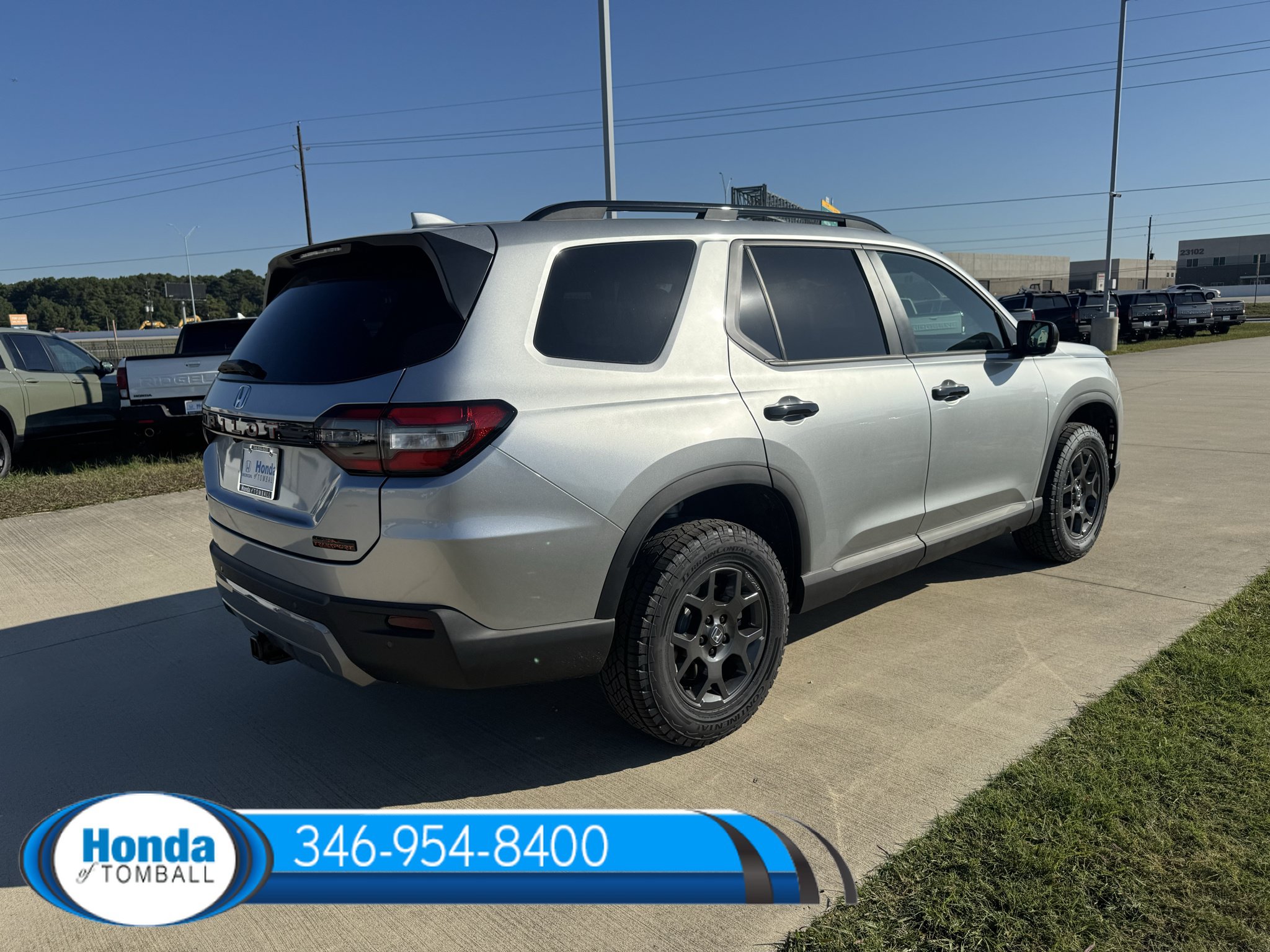 New 2026 Honda Pilot TrailSport image 6